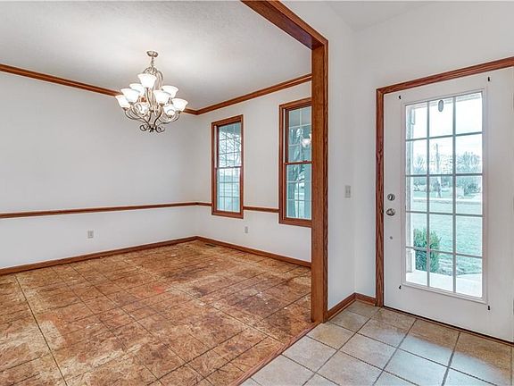 5th image of 13801 Carrington Dr