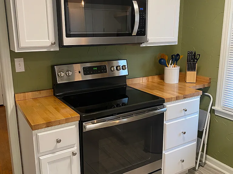 1832 Edgemont Dr — Photo 12