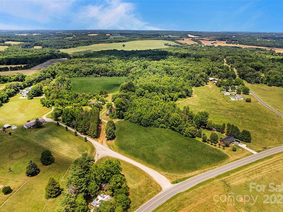 1st image of 112 Pierce Bluff Dr