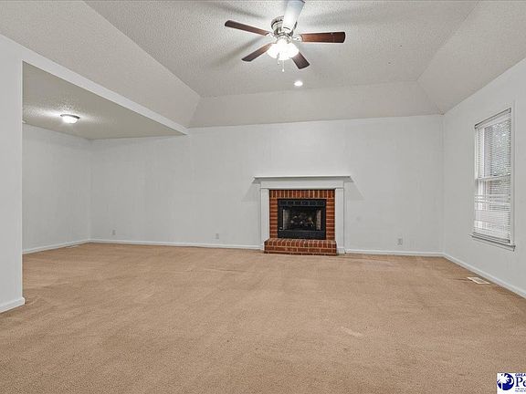 5th image of 2345 Chadwick Dr