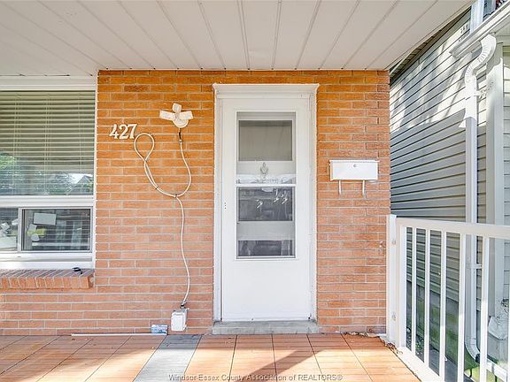 4th image of 427 Bridge Ave