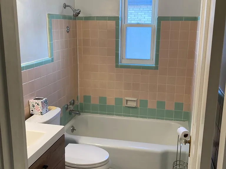 Bathtub