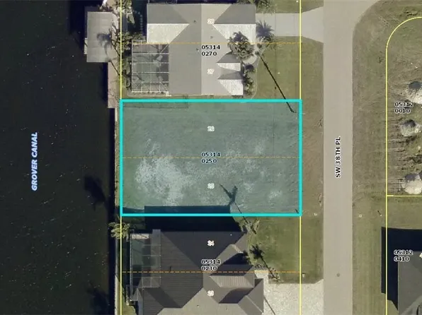 126 SW 38th Pl, Cape Coral, FL 33991