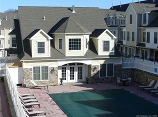 85 Camp Ave APT 1B, Stamford, CT 06907