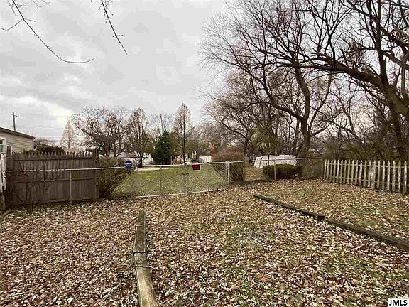 5th image of 5363 Croissant St