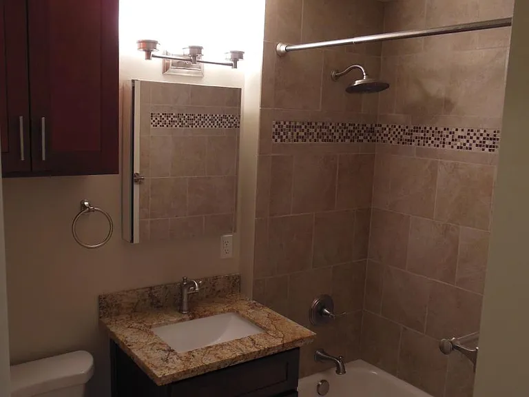1150 10th Ave E #4 — Photo 14