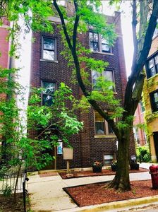 3117 N Orchard St APT 2W, Chicago, IL, 60657