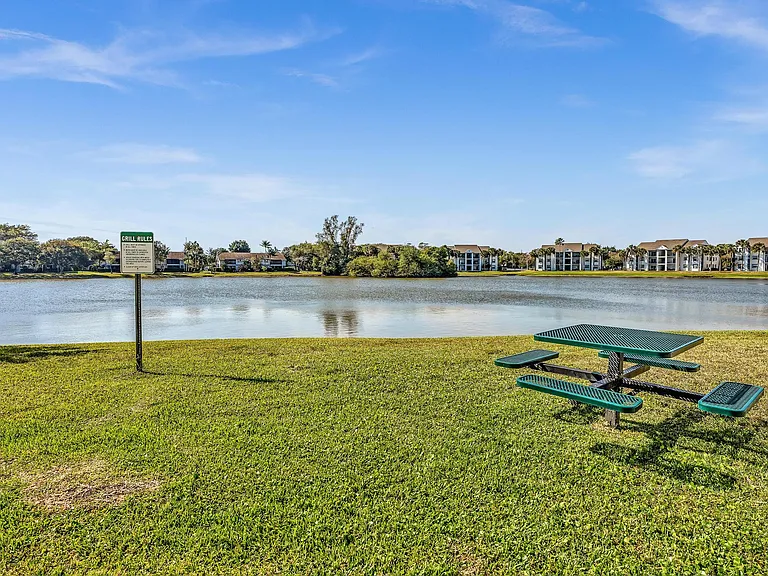 2881 N Oakland Forest Dr #105 — Photo 67
