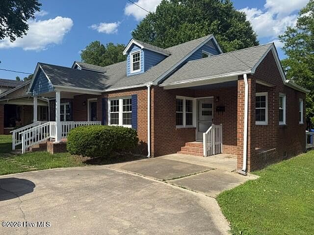 Listing photo 3