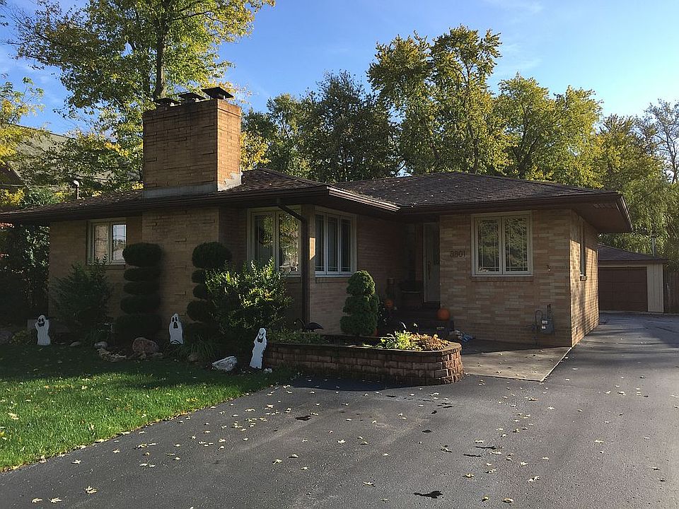 2nd image of 8801 White Oak Ave