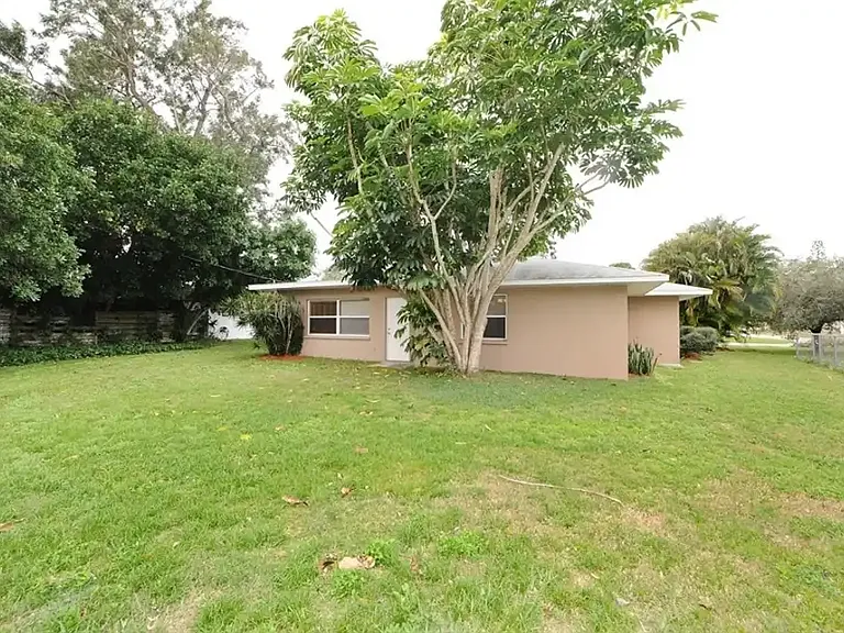 3691 York Dr W — Photo 11