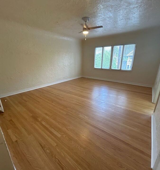 1st image of 4515 Burke Ave N APT 12