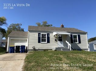 3135 La Vista Dr, Saint Ann, MO