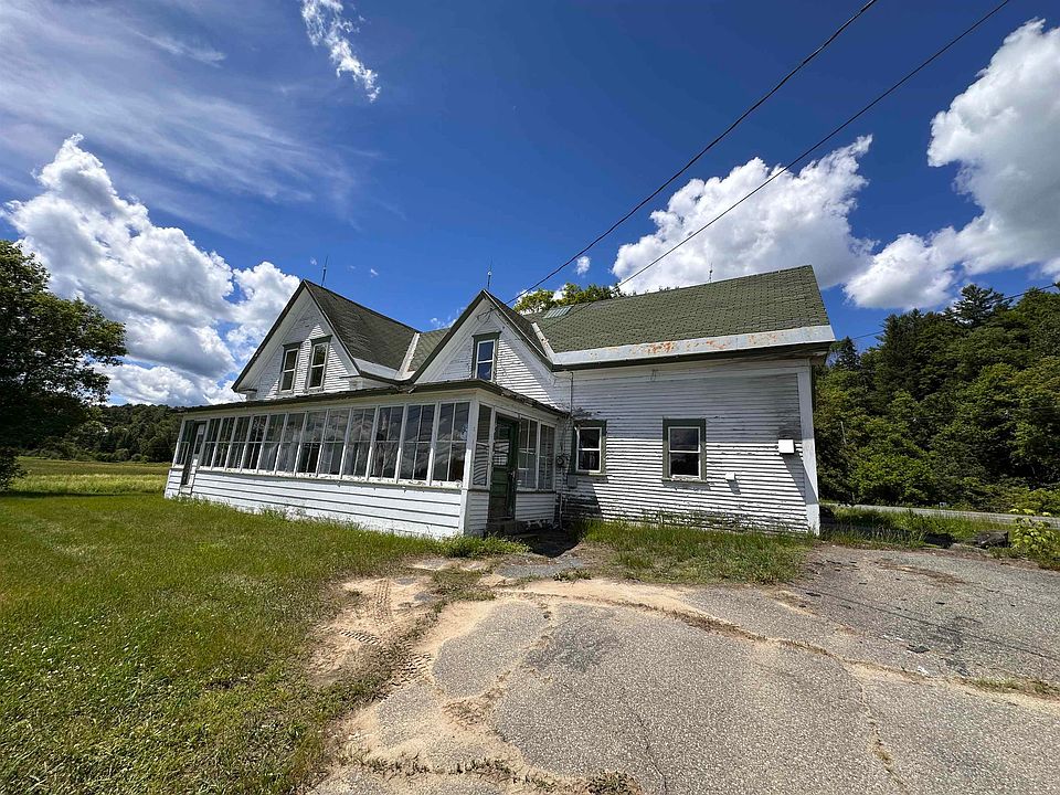 1st image of 28 Stevens Loop