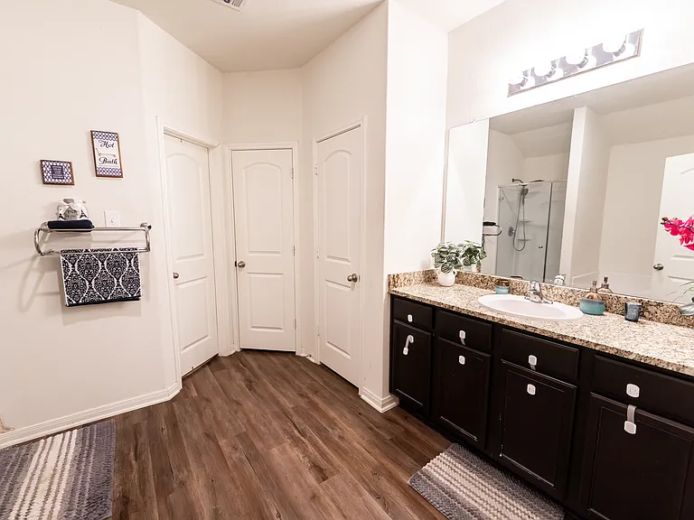 6210 Underwood Way — Photo 13