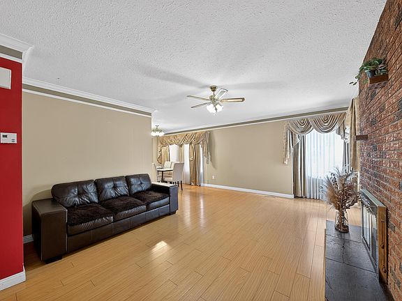 4th image of 7351 141a St