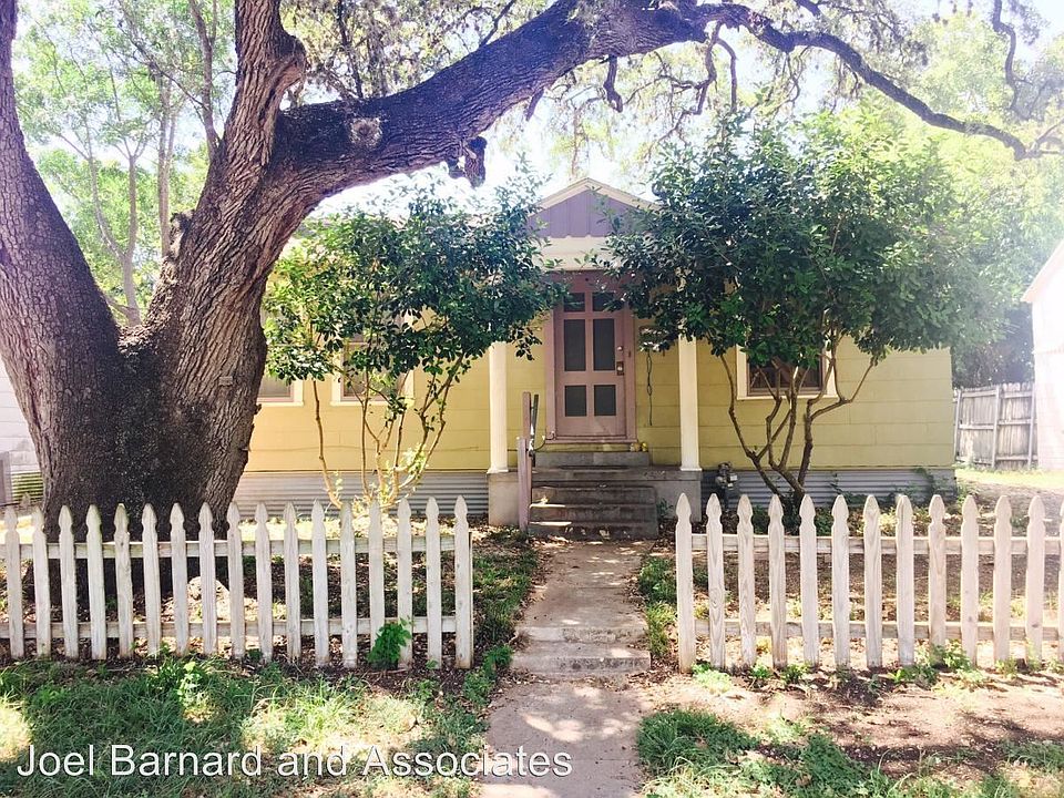 1st image of 1318 W San Antonio St