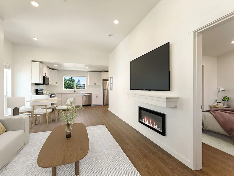Bridgewater Apartments — Photo 42
