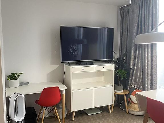 5th image of 101 Peter St #3105