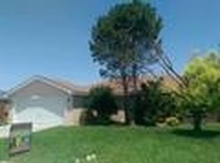 87 Bent Tree Rd, Roswell, NM 88201