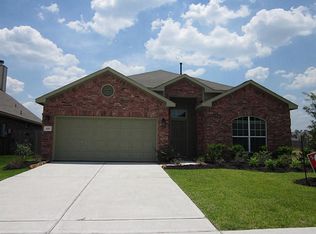426 Oak Stream Dr, Conroe, TX 77304