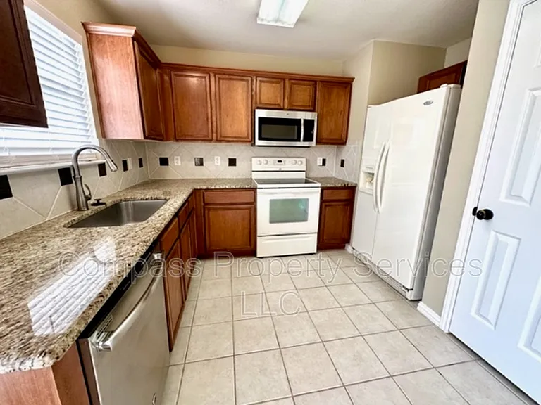 10124 Barton Creek Dr #10124 BARTON CREEK — Photo 10