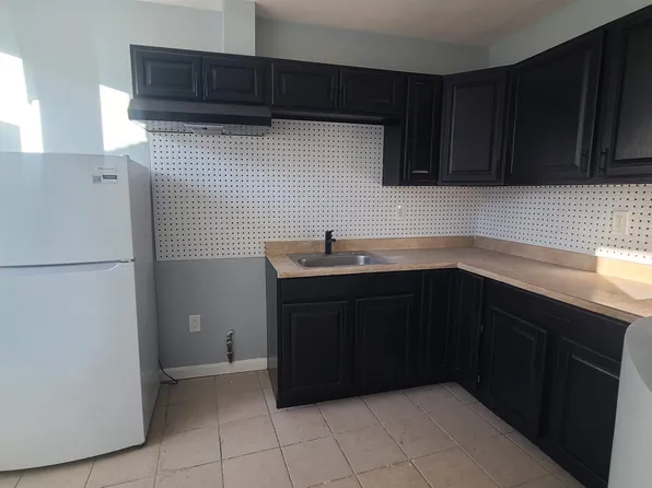 6206 Newkirk Avenue image 2 of 20