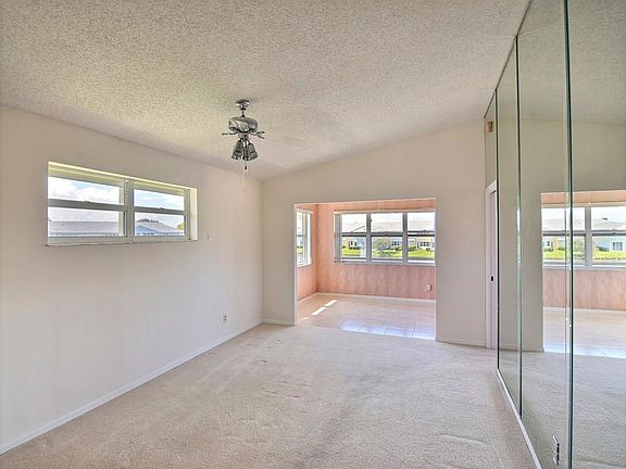 3rd image of 625 W Lake Jasmine Cir APT 205G