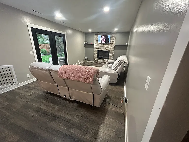 801 Buckboard Blvd — Photo 4