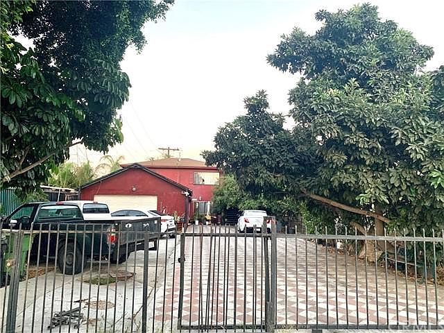 2nd image of 9114 Compton Ave