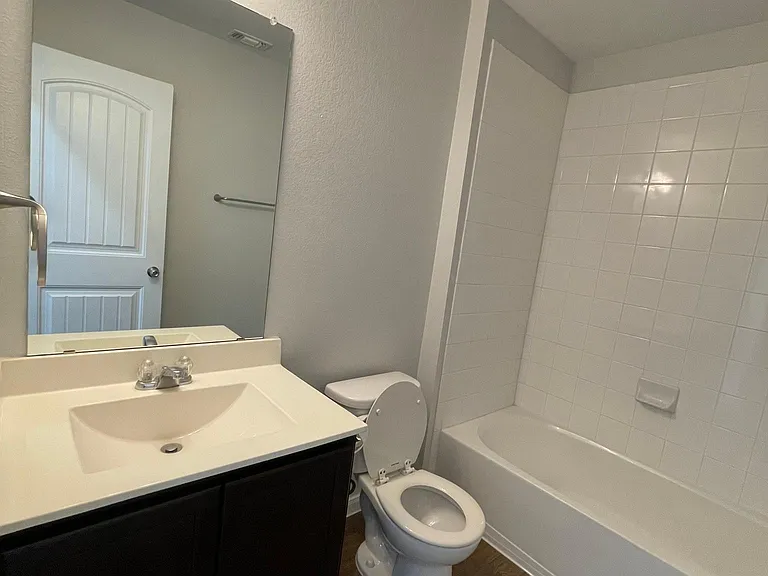136 Voss — Photo 10