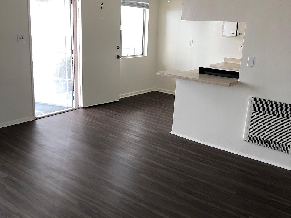 1st image of 280 Redondo Ave #7