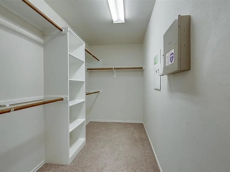 8731 Sunny Gallop Dr — Photo 26