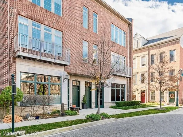 2210 Attard, Birmingham, MI 48009