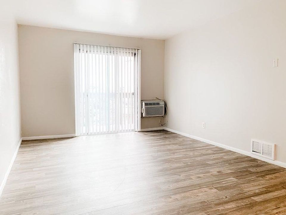 Decker Lake Apartments 2184 W 3100 S Salt Lake City UT Zillow