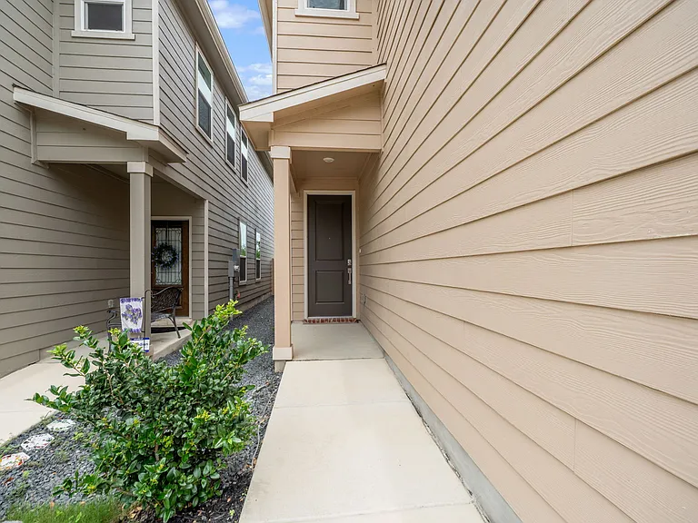10643 Military Dr W #47 — Photo 23