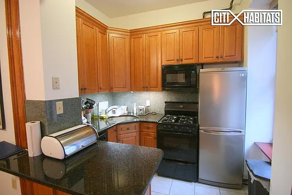 Rented by Citi Habitats | media 18