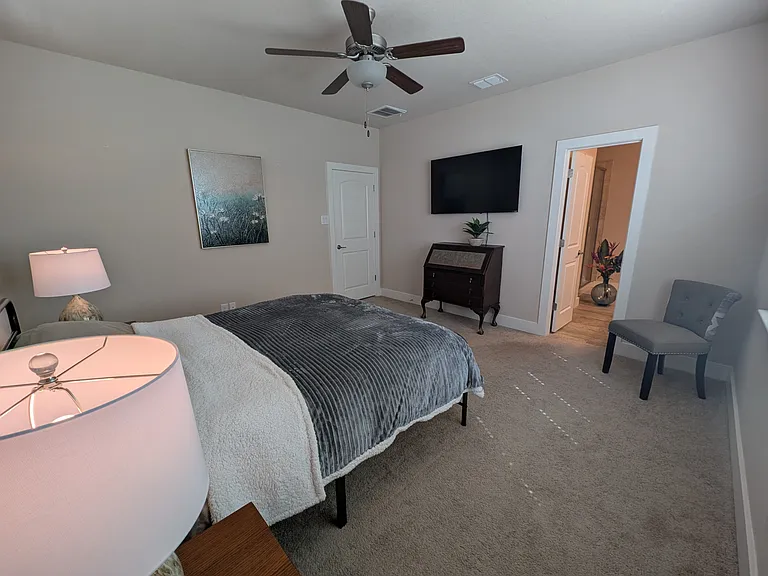 909 Crystal Brook Cv — Photo 11