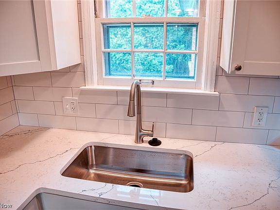 5th image of 7507 Arden Rd