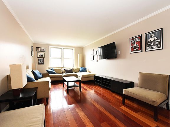 4th image of 3324 93rd St #5VW