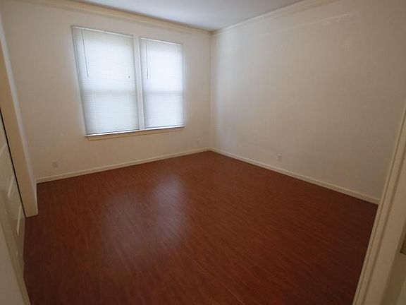 3rd image of 508 Cabrillo St #8