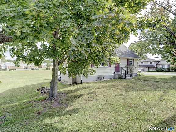 3rd image of 1754 Main Street