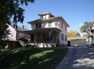 4186 Cass St, Omaha, NE 68131