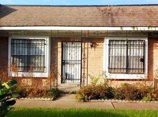 8824 Bissonnet St, Houston, TX 77074