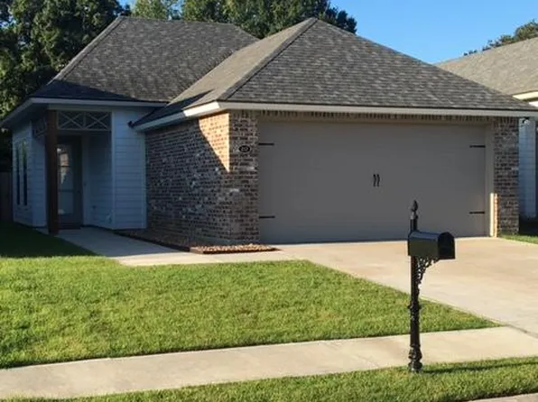 217 Twin Meadow Ln, Lafayette, LA 70508
