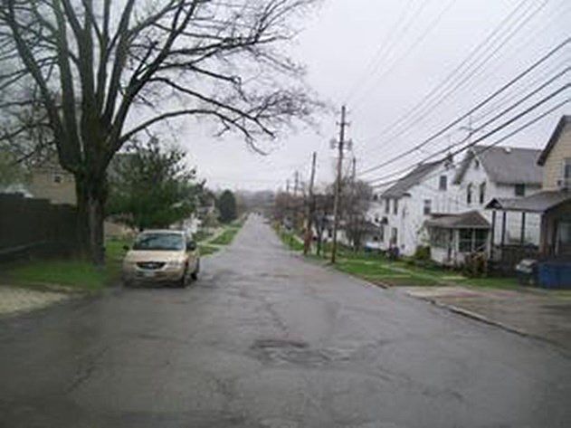 2nd image of 1036 W Tuscarawas Ave