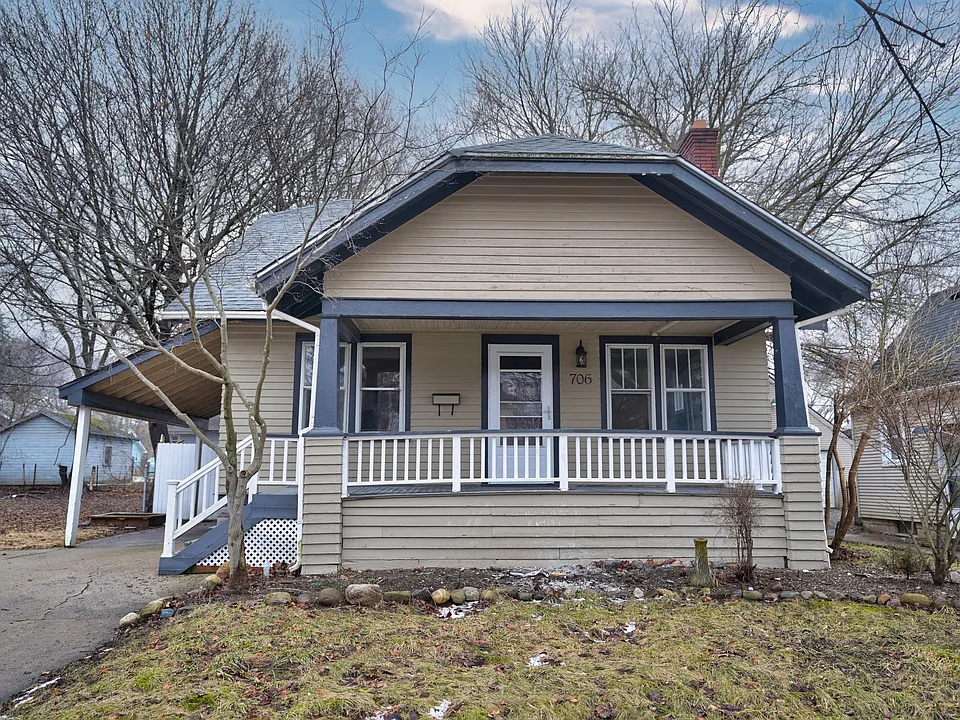 706 Frank St