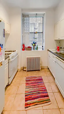 Rented by Compass | media 36