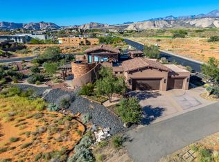 4647 N Petroglyph Dr, St George, UT 84770