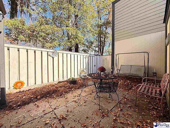 4th image of 500 Woodland Dr APT 23
